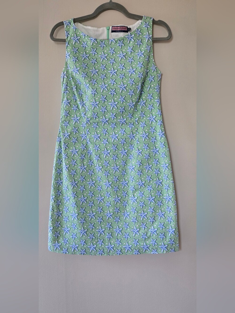 Sleeveless Starfish Print Shift Dress - Green & Light Blue